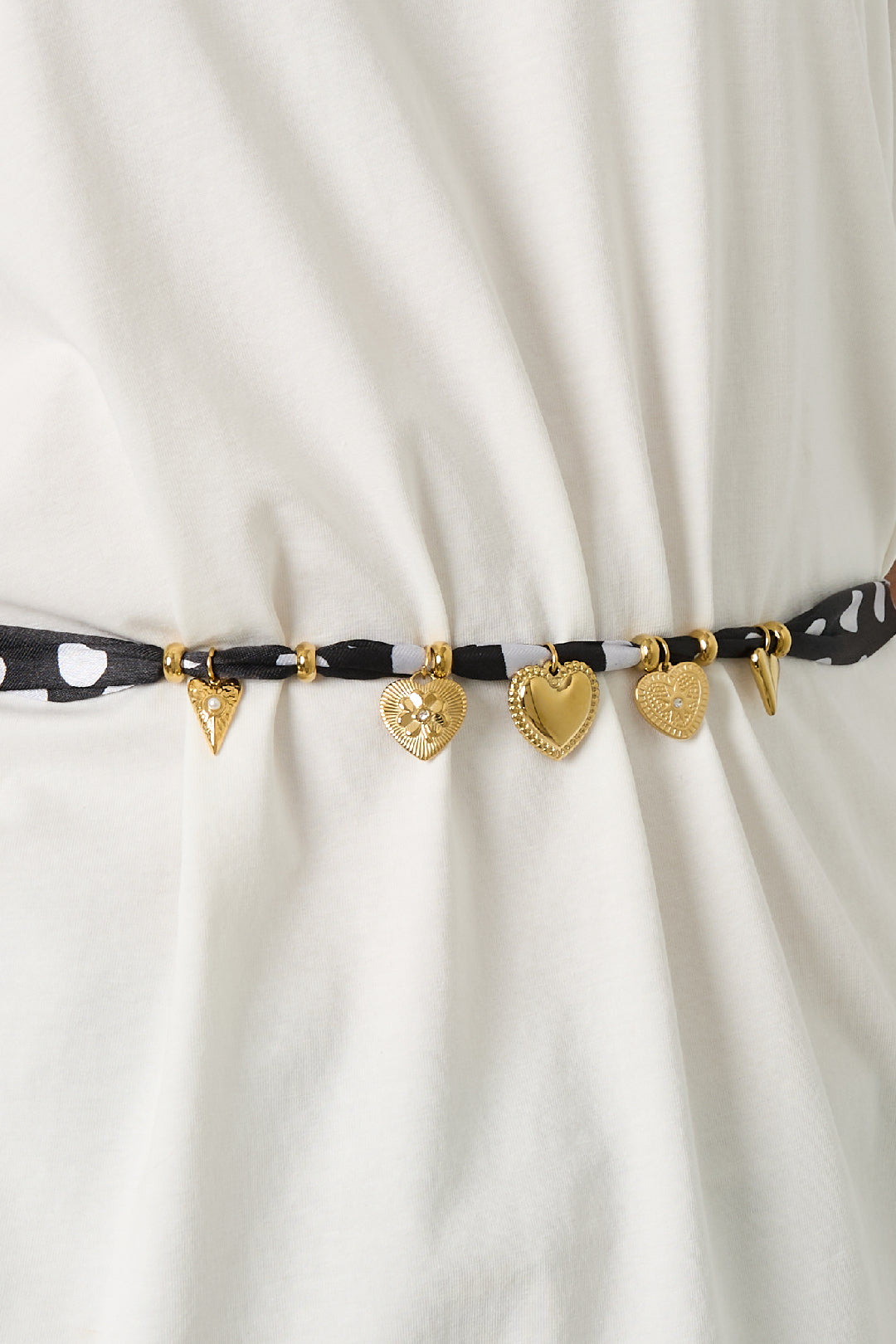 Braided stainless steel women's necklace with heart shape and dots - black – image 3