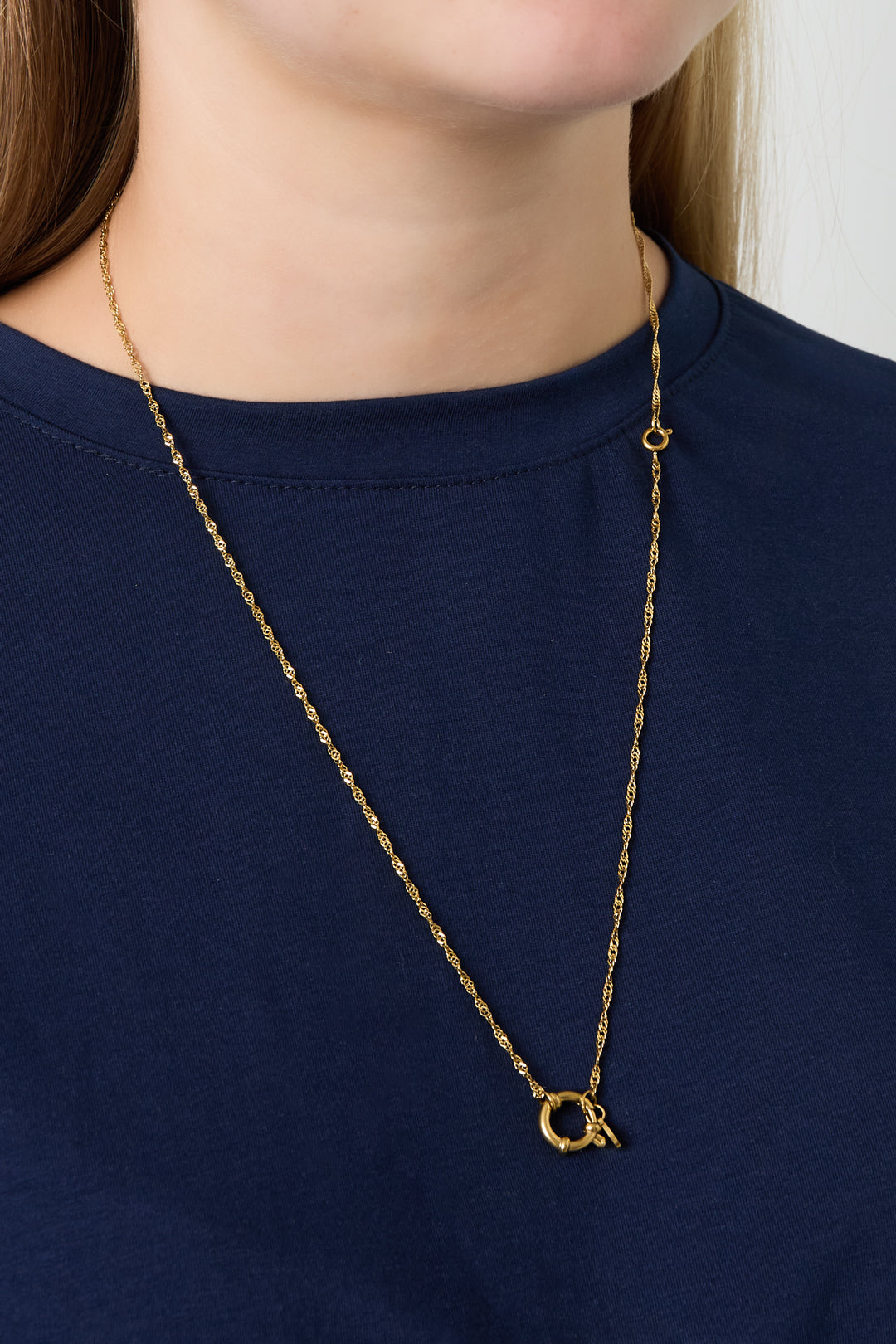 Women's Stainless Steel Toggle Chain Necklace with Link Detail – Gold Tone – image 3