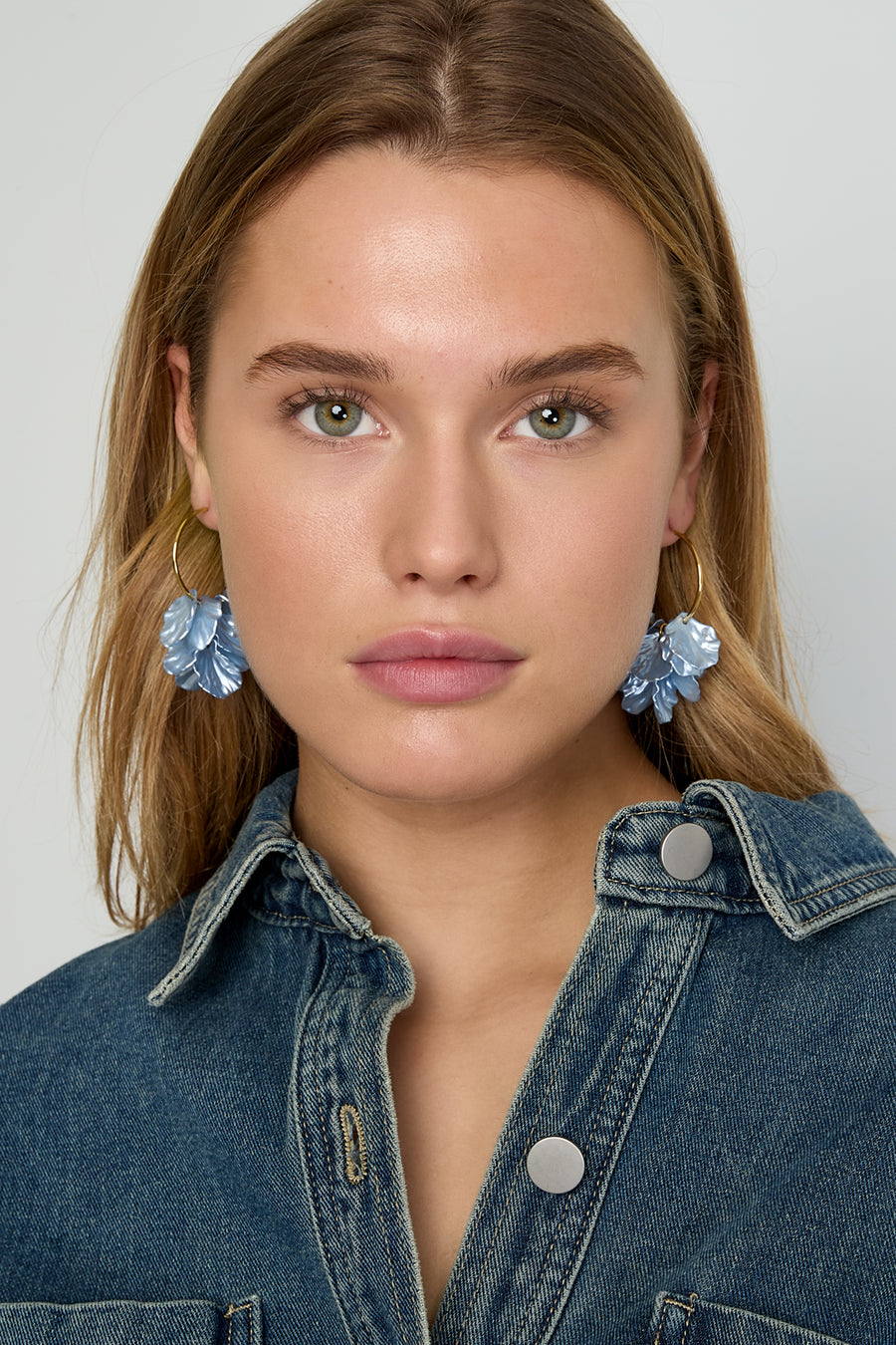 Boucles d'oreilles pendantes en acier inoxydable avec motif floral pour femmes – plusieurs coloris