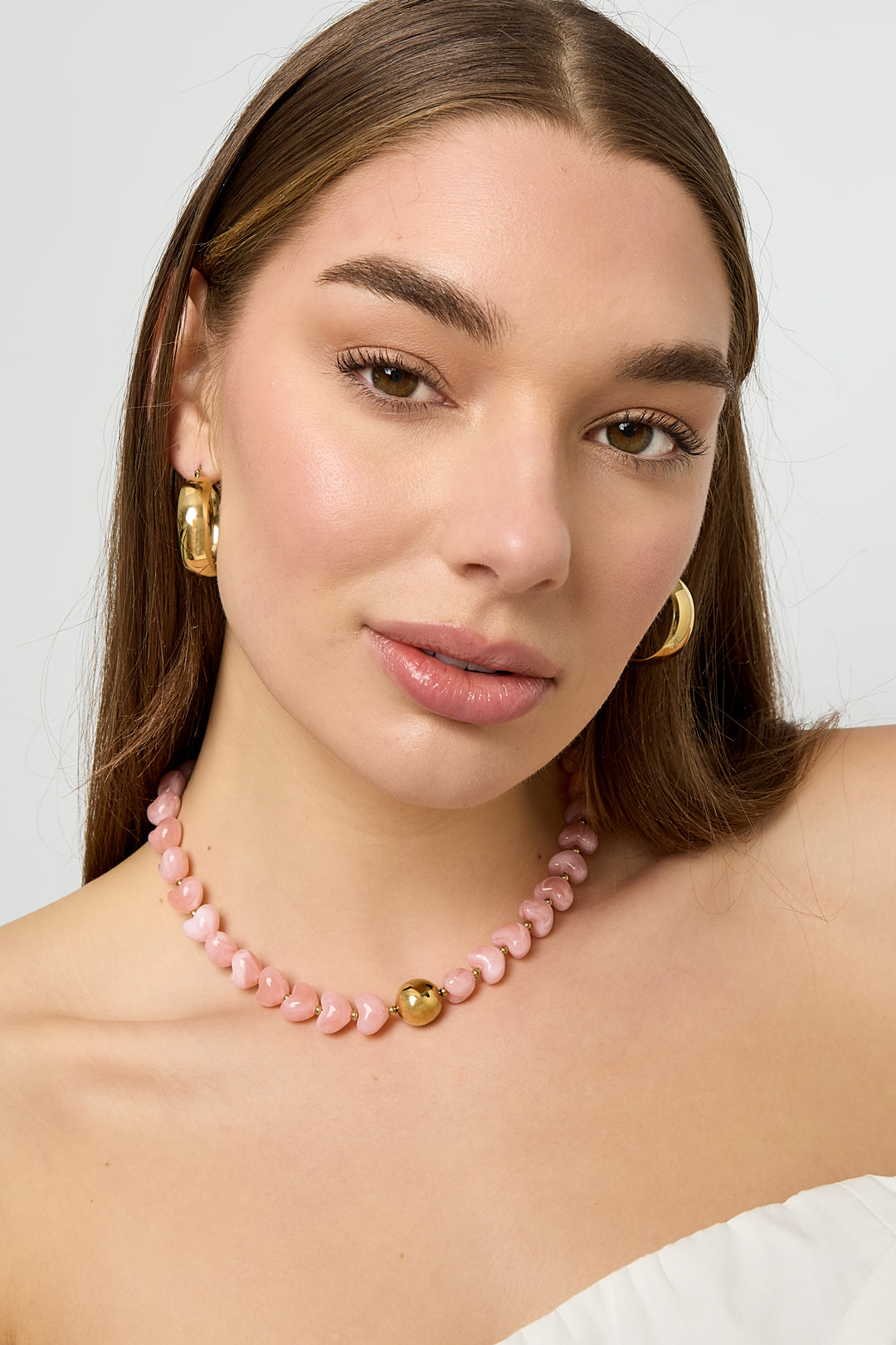 Ketting met statement en hartvormige kralen