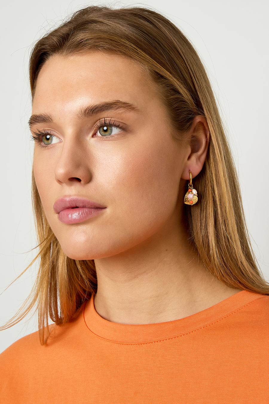 Boucles d'oreilles pendantes cœurs pour femme en acier inoxydable, couleur or et argent