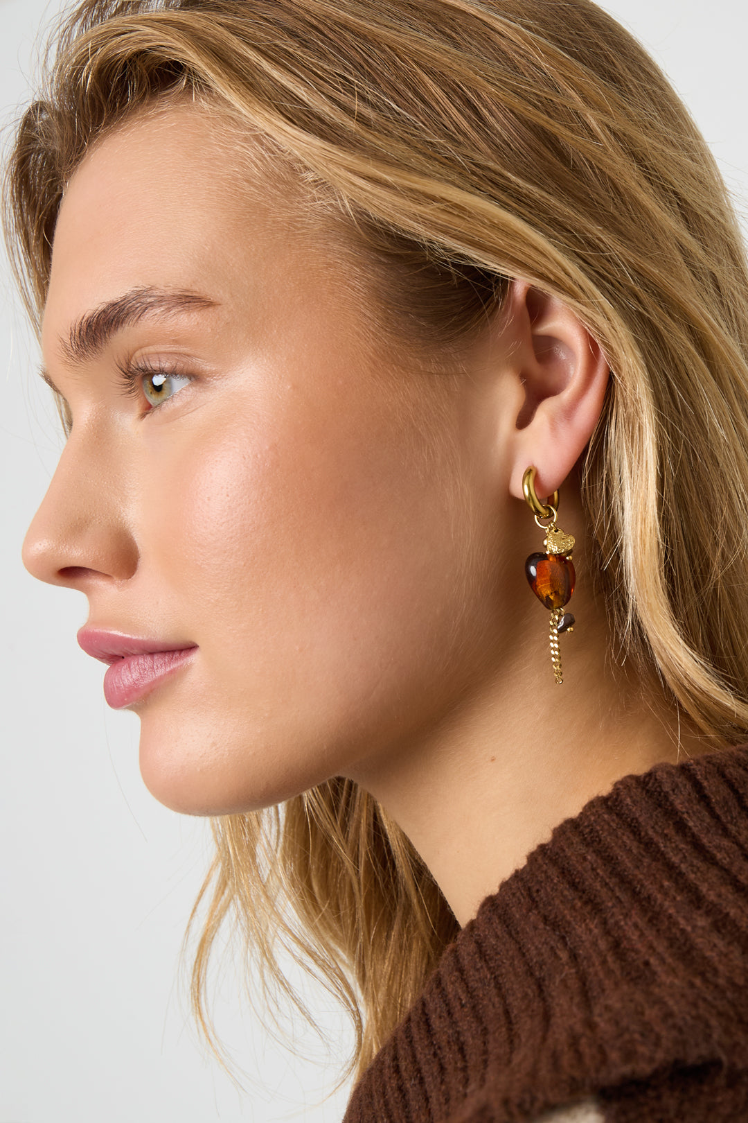 Boucles d'oreilles pendantes en acier inoxydable en forme de cœur pour femme – Marron café – photo 2
