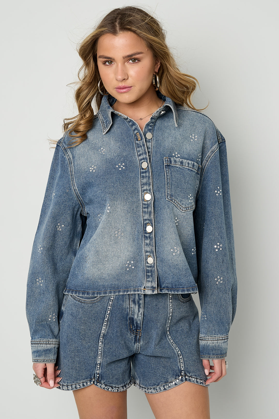 Dames blauw denimjack van katoen met strass – productfoto 3
