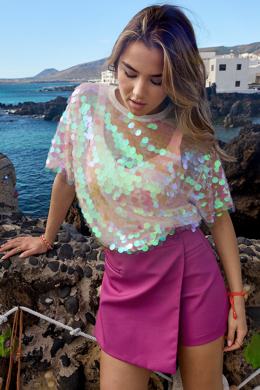 Dames T-shirt met pailletten – productfoto 2