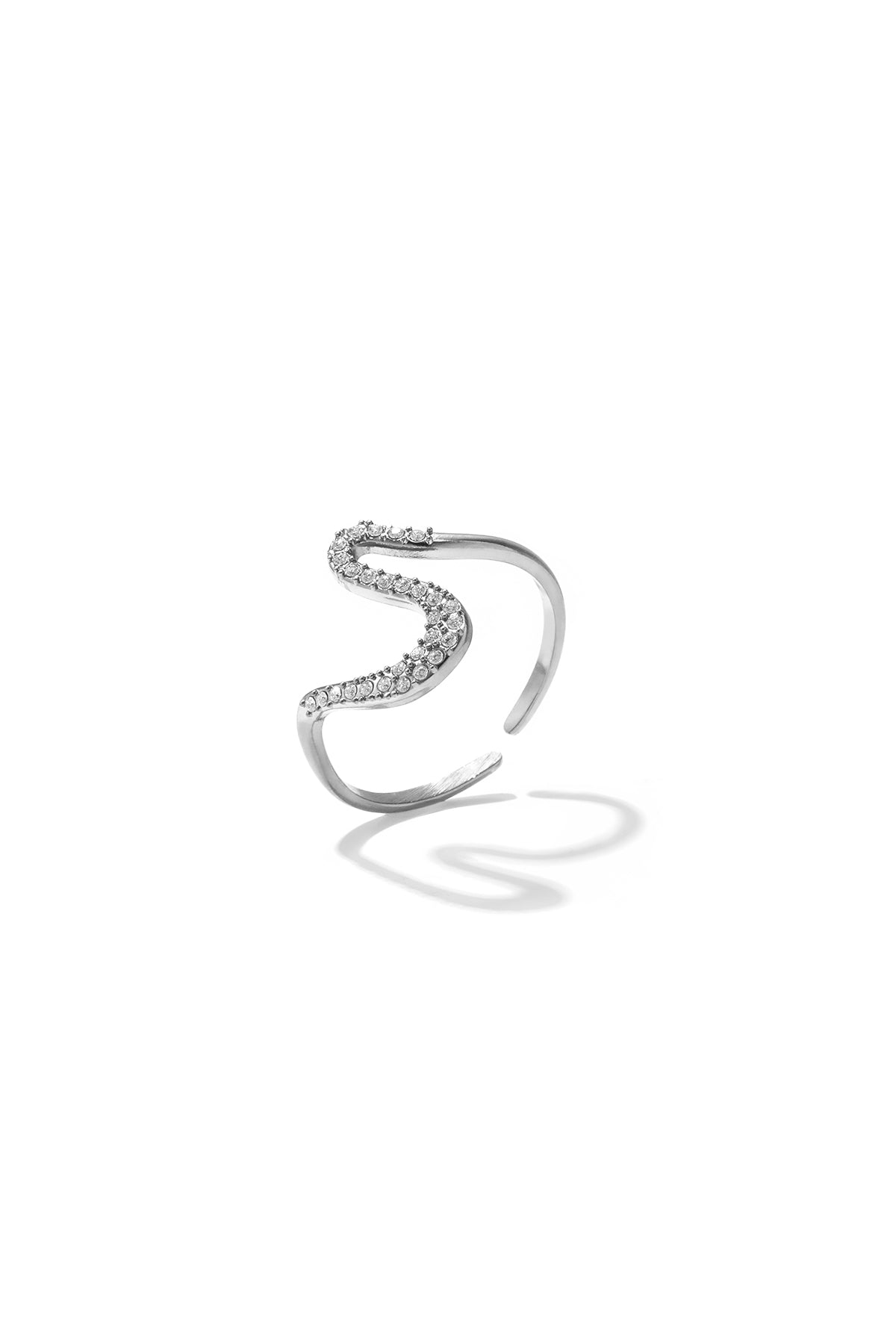Bague fantaisie pour femme en acier inoxydable avec motif linéaire – doré