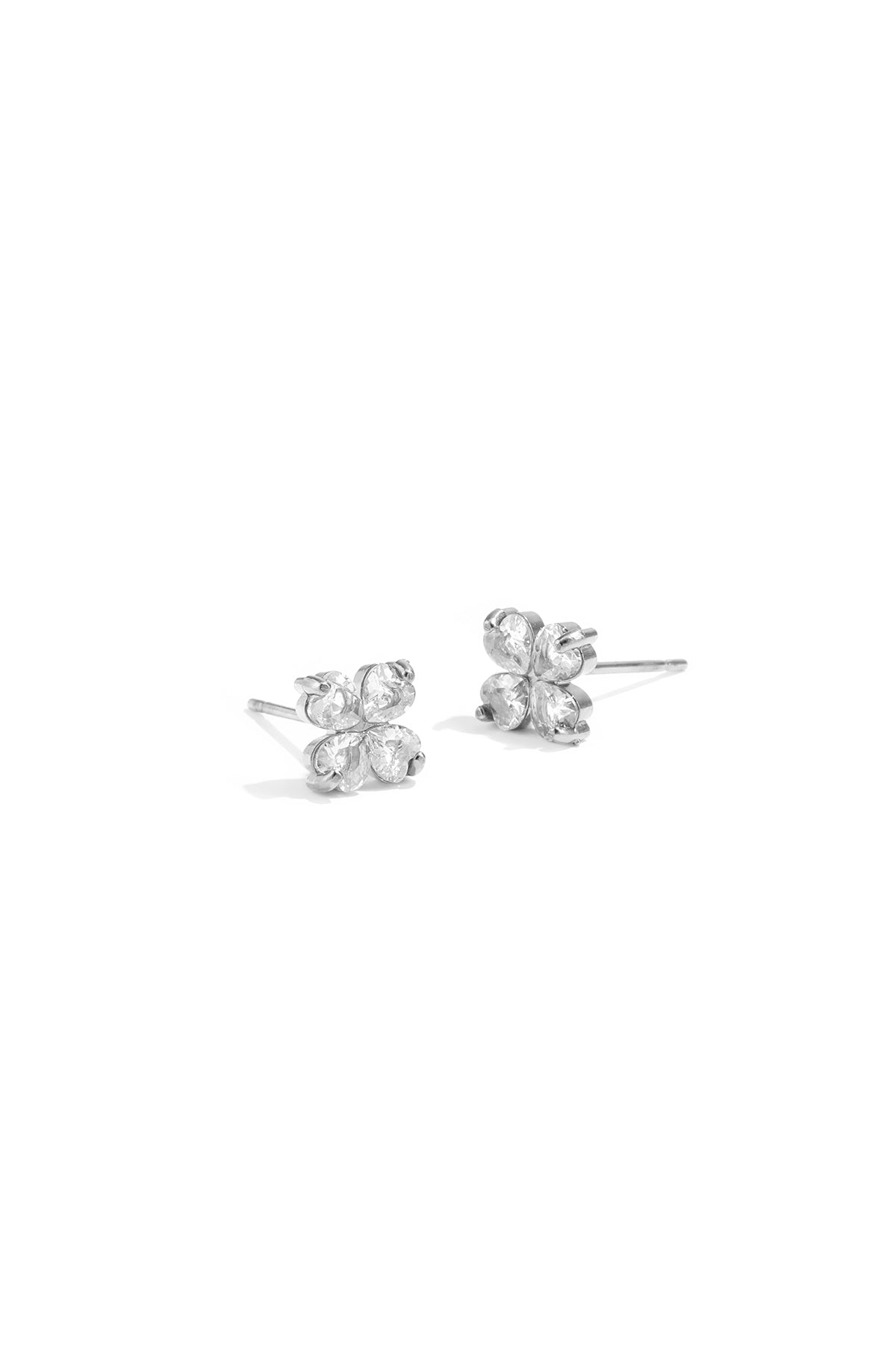 Puces d'oreilles pour femmes en acier inoxydable motif trèfle – couleur or