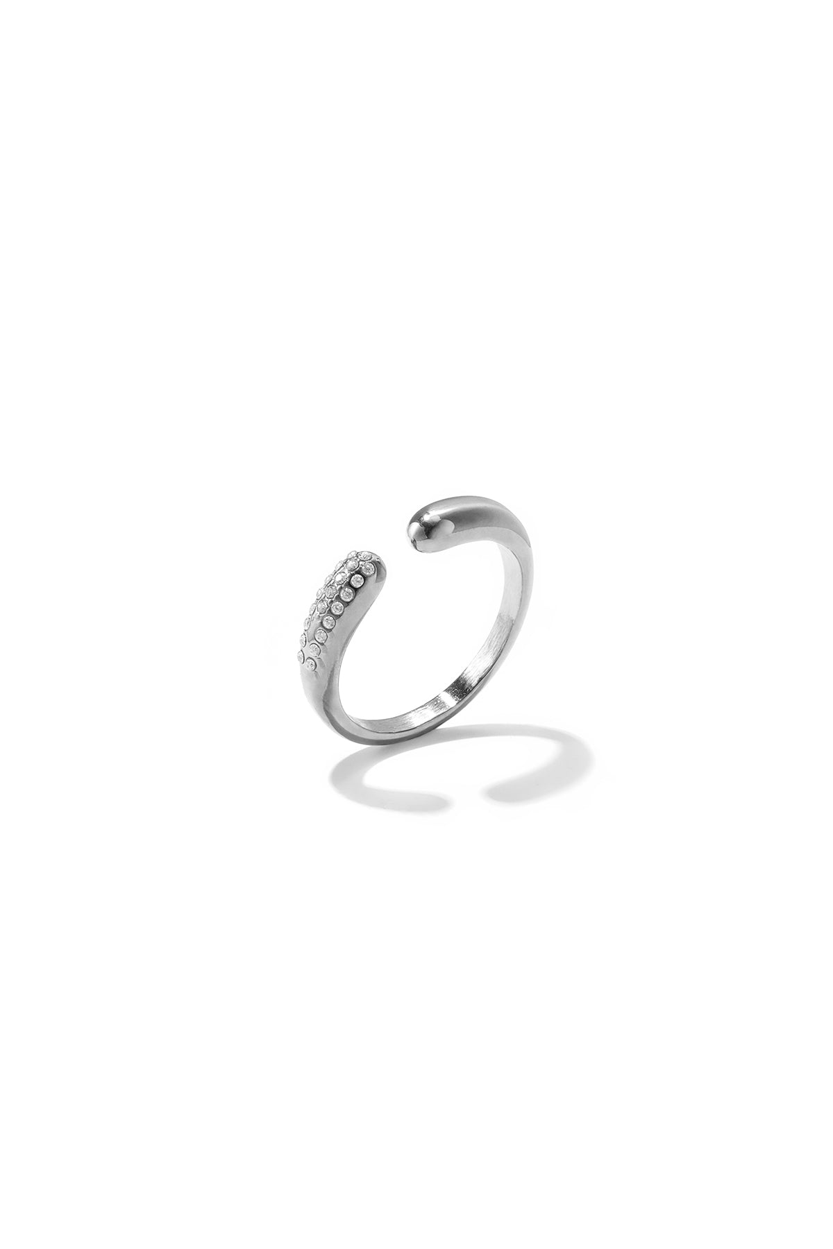 Bague minimaliste pour femme en acier inoxydable avec forme ronde – couleur or