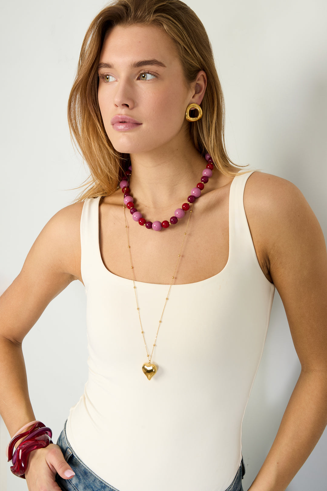 Women's acrylic beaded necklace – multi-color – casual – image 2