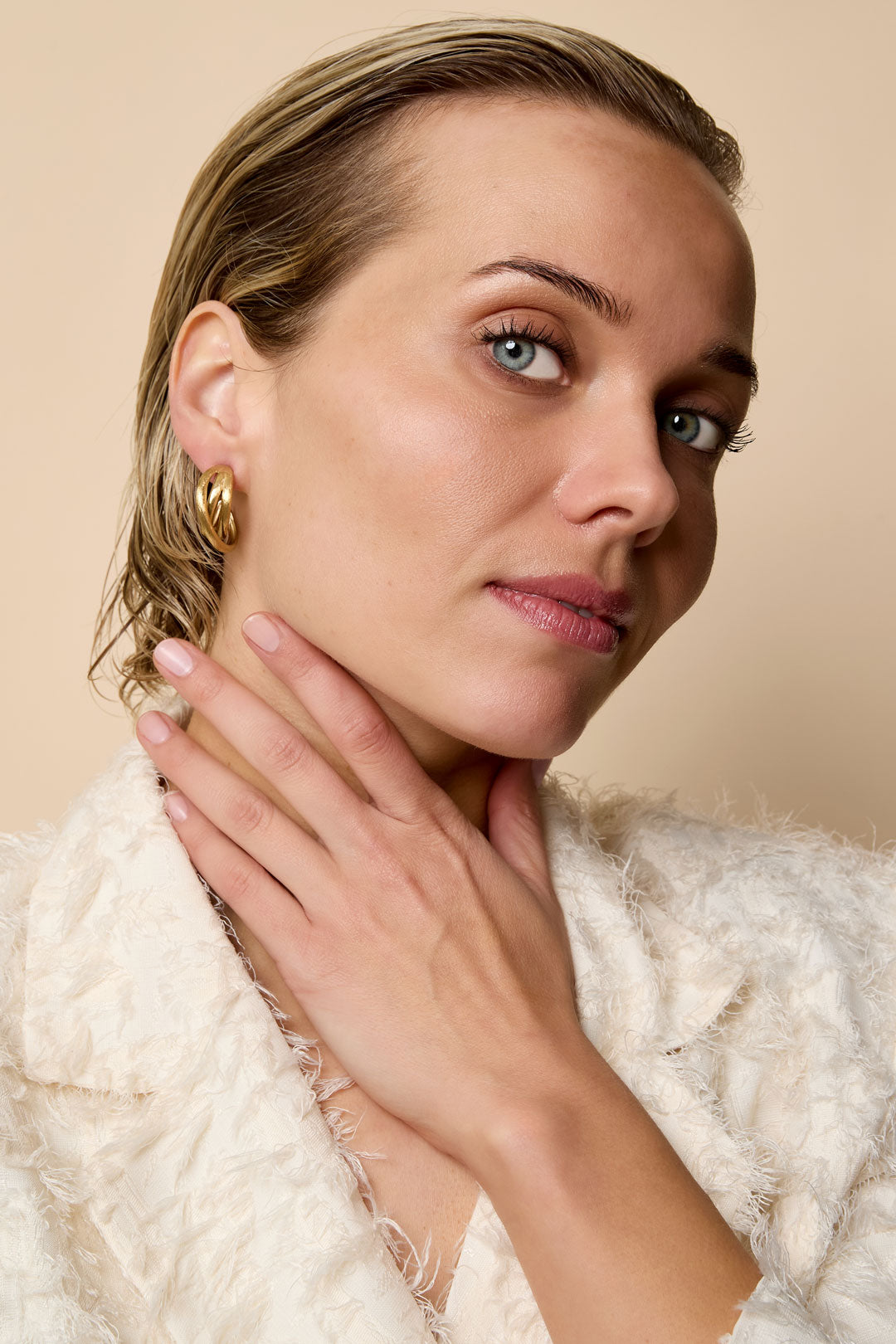 Women's 304 Stainless Steel Hoop Earrings with Line Pattern – Gold-Colored – image 3