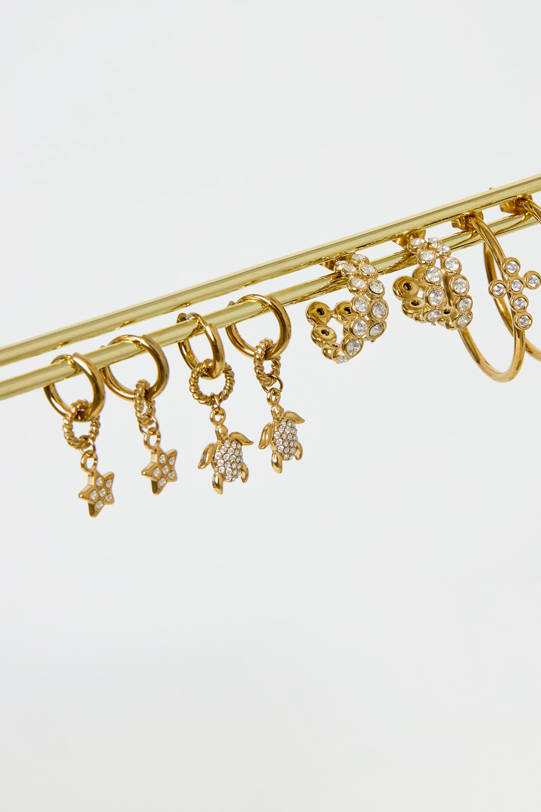 Boucles d'oreilles pendantes en acier inoxydable motif animal pour femmes – doré – photo 3