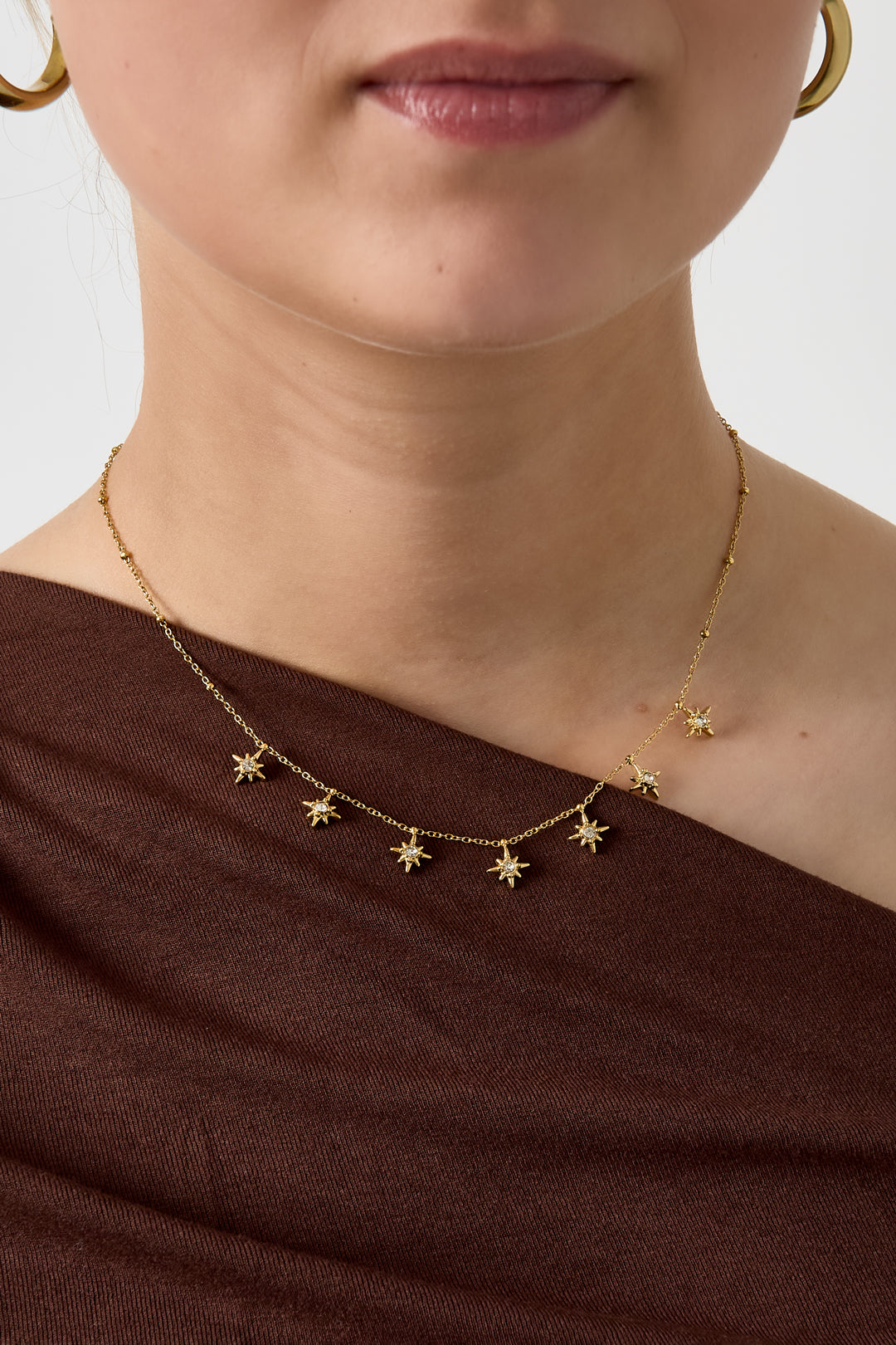 Women's necklace with stainless steel star-motif pendant - gold-colored – image 2