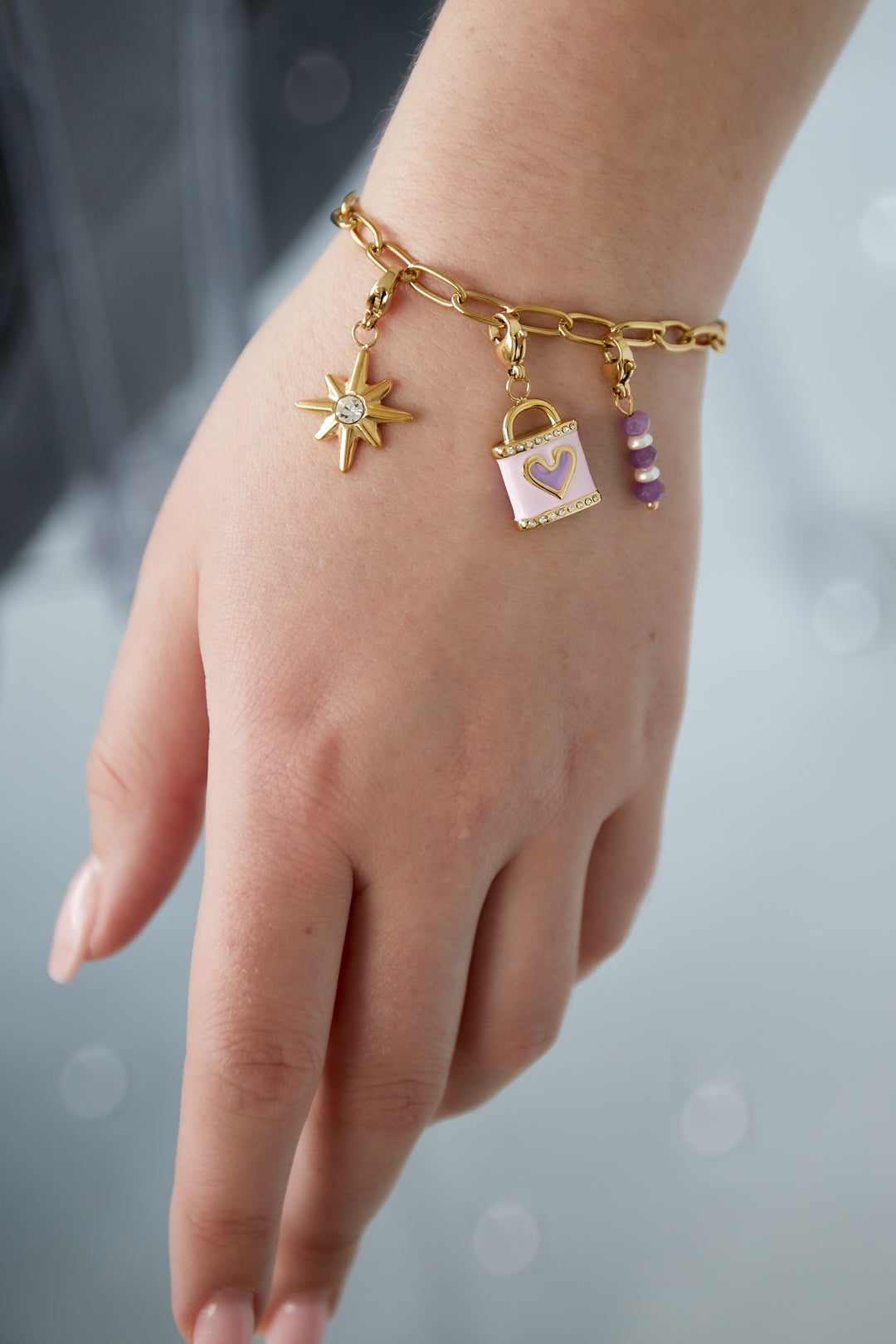 Women's Charm Bracelet Made of Stainless Steel, Enamel, Imitation Pearl, Stone – Gold-colored – image 2