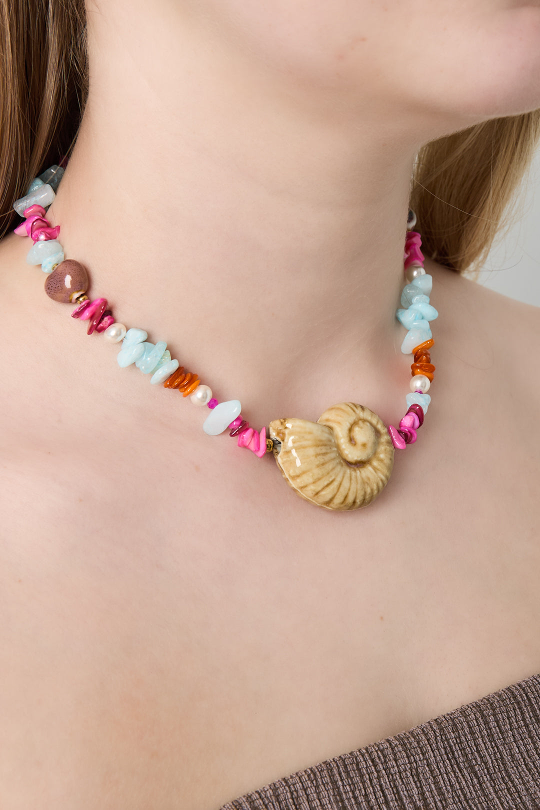 Women's beaded necklace made of stone, ceramic, imitation pearl, and stainless steel with ocean details – image 2