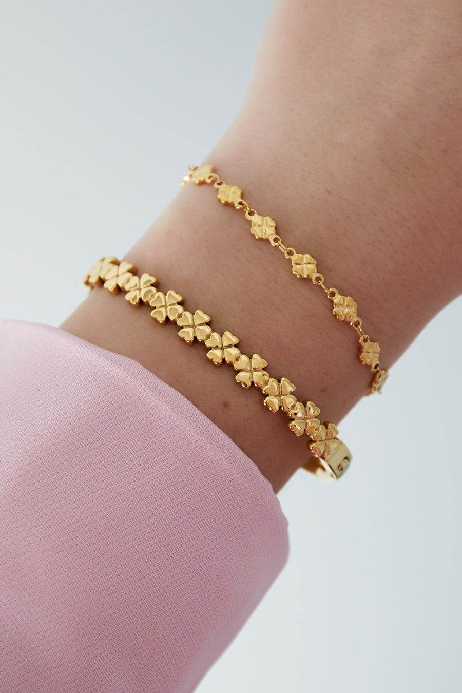 Bracelet à maillons pour femme en acier inoxydable avec motif trèfle – couleur or et argent