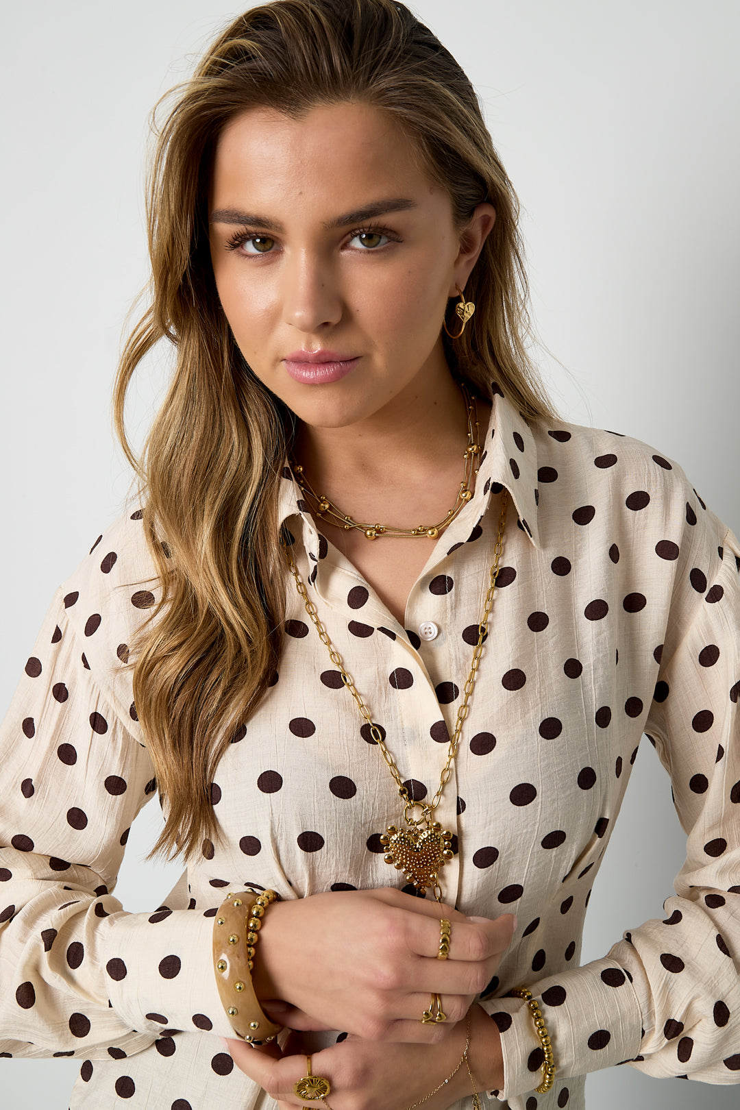 Layered women's stainless steel necklace with chain detail – gold-coloured – image 4
