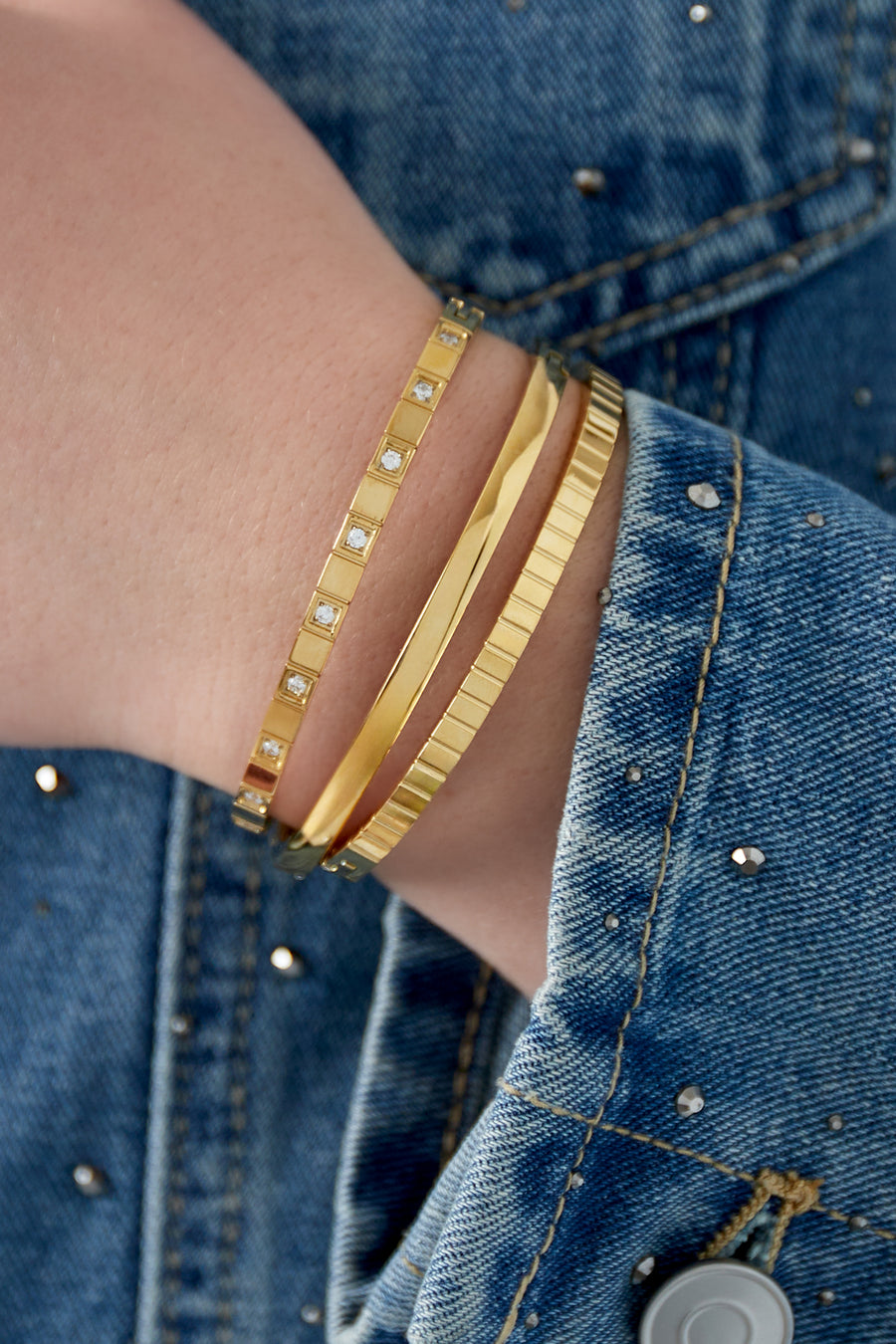 Bracelet jonc pour femmes en acier inoxydable – couleur argent et couleur or