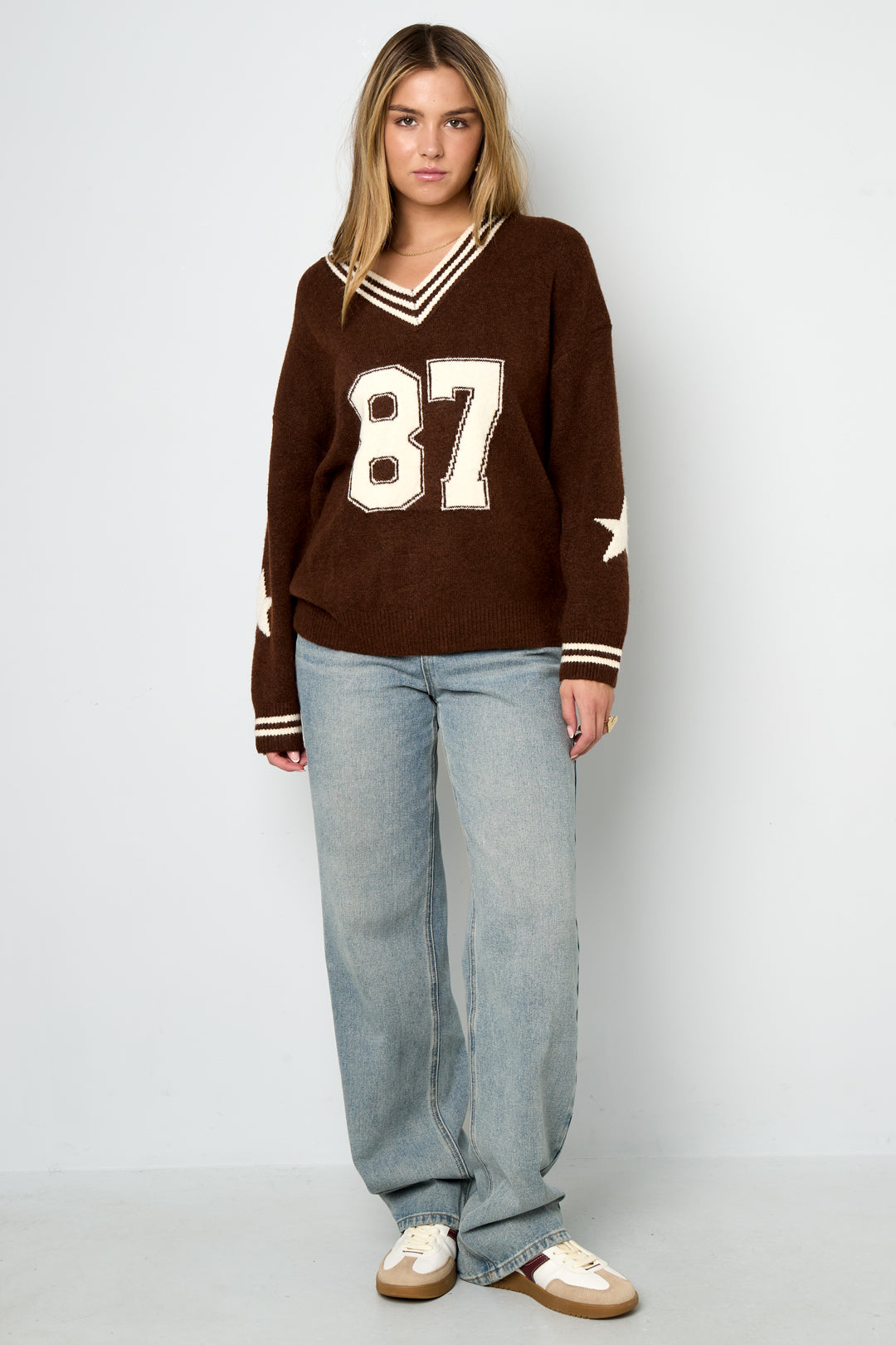 Dames 87 gebreide trui met kleurcontrast – productfoto 4