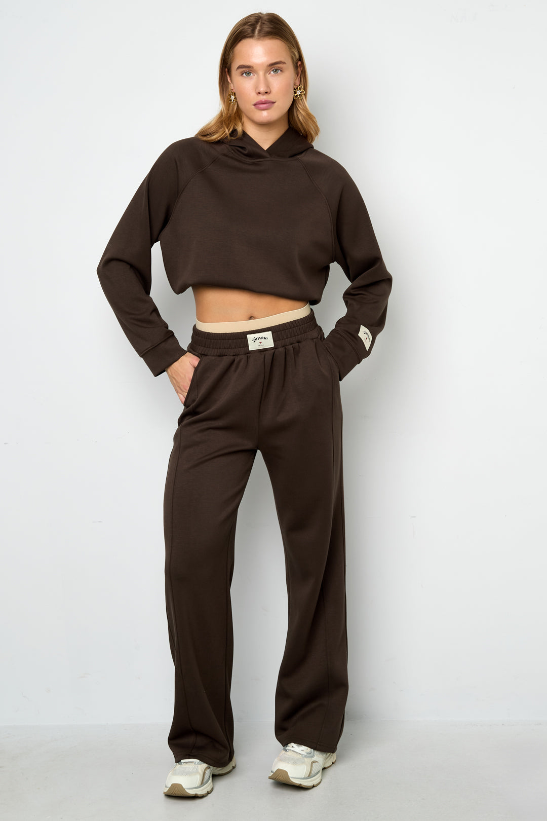 Dames sportieve rechte broek van gebreid polyester – productfoto 11