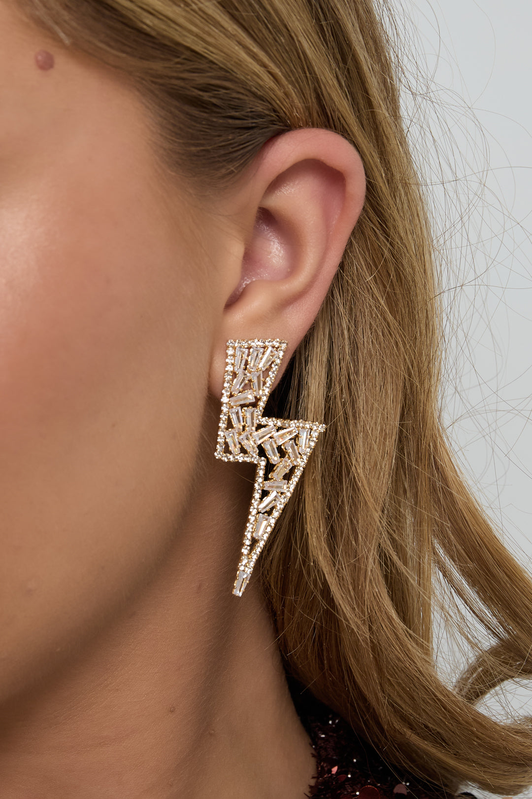 Party earrings for women made of copper with an organic shape - gold-colored – image 3