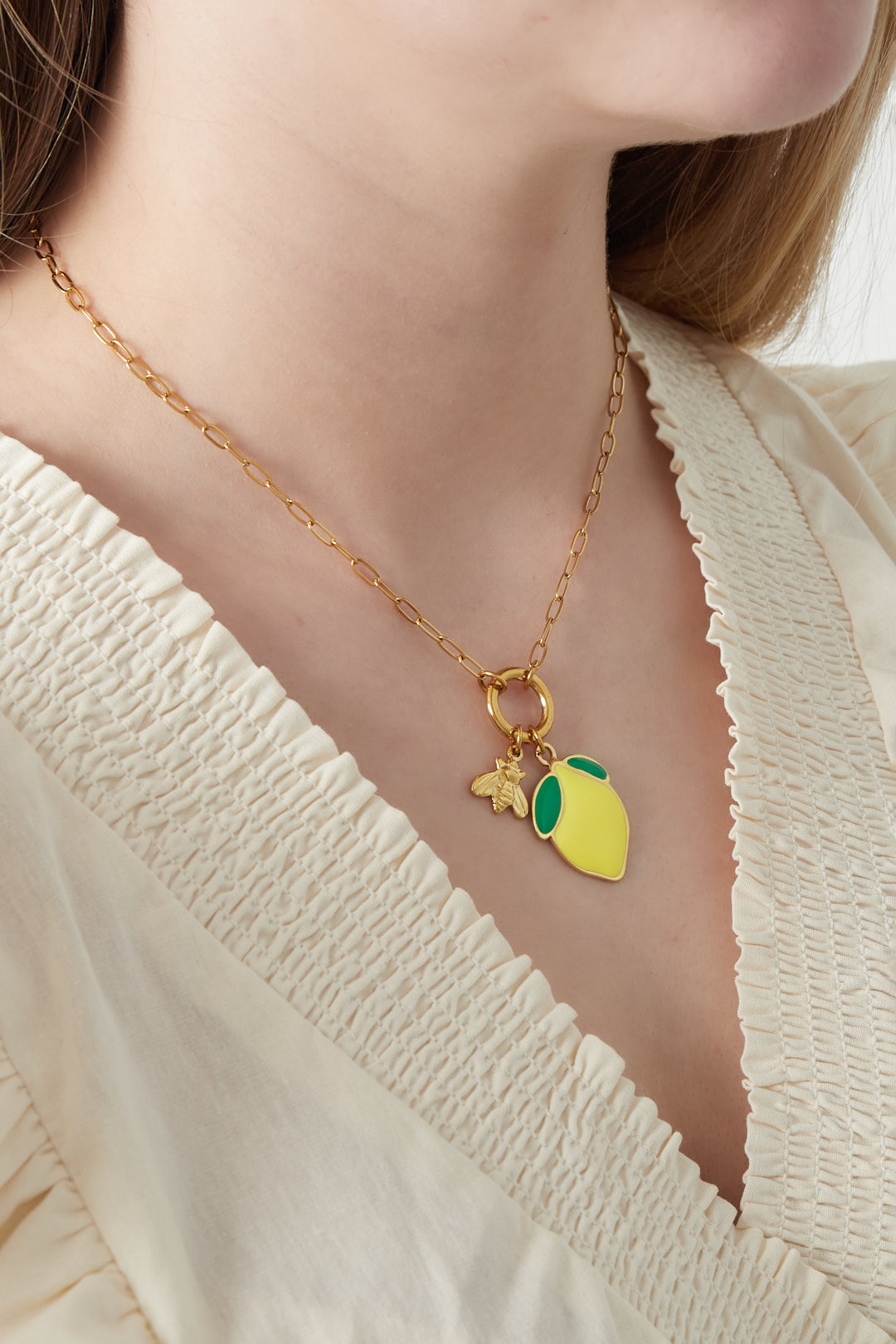 Women's necklace with stainless steel fruit-motif pendant – gold-coloured – image 2
