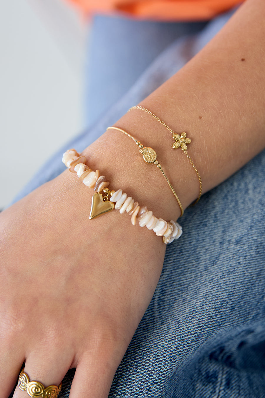 Bracelet à breloques pour femme en acier inoxydable avec coquillages – doré et argenté
