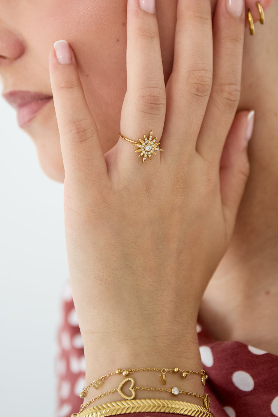 Bague statement en acier inoxydable pour femme avec motif soleil – coloris doré