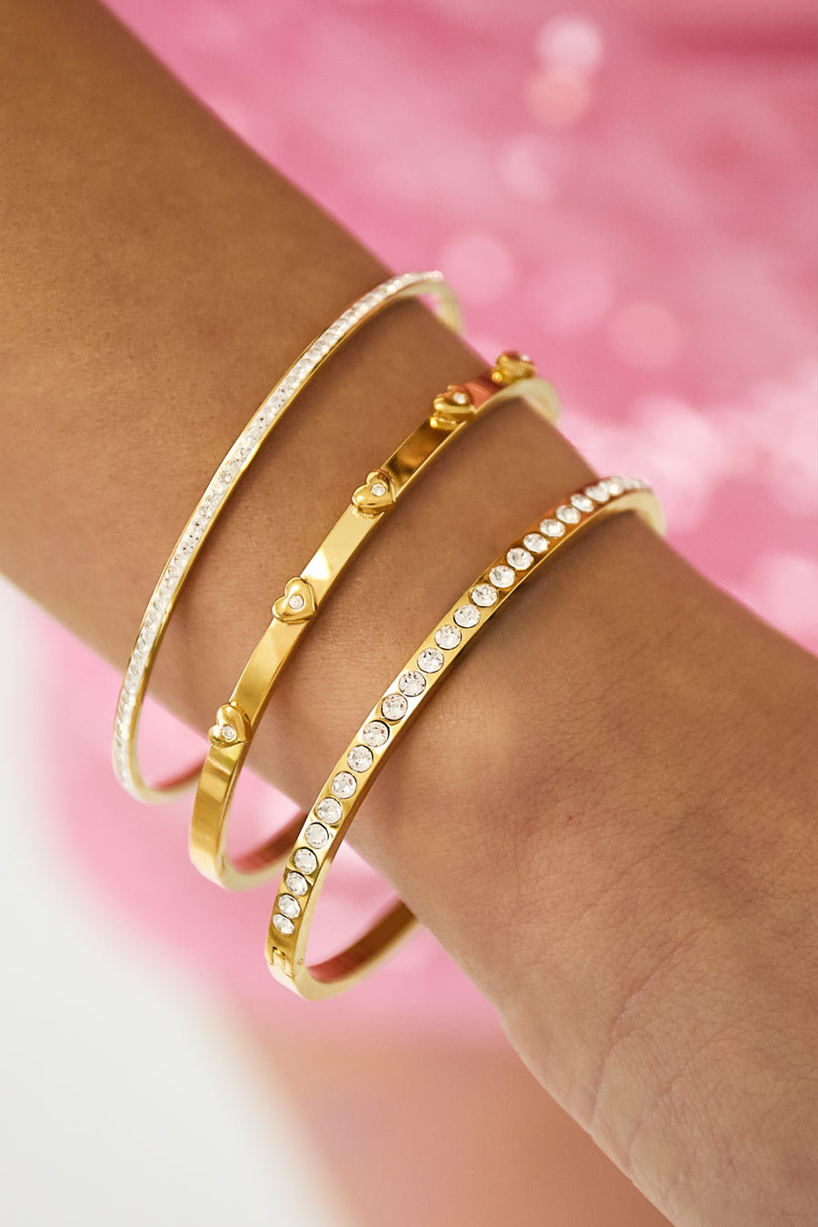 Bangle met rij steentjes