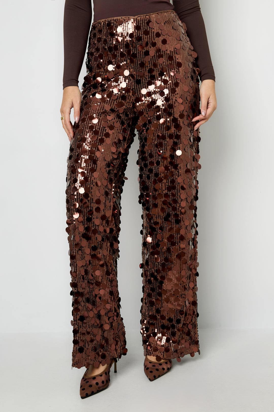 Dames broek met rechte pijpen en pailletten – productfoto 2