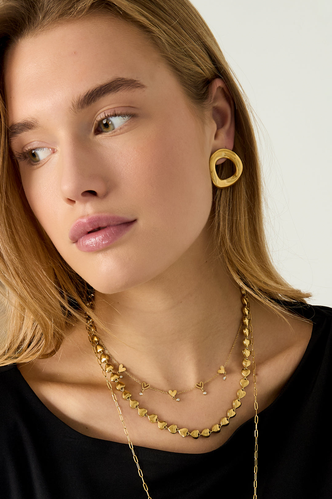 Women's Stainless Steel Heart Link Chain - Gold Tone – image 4