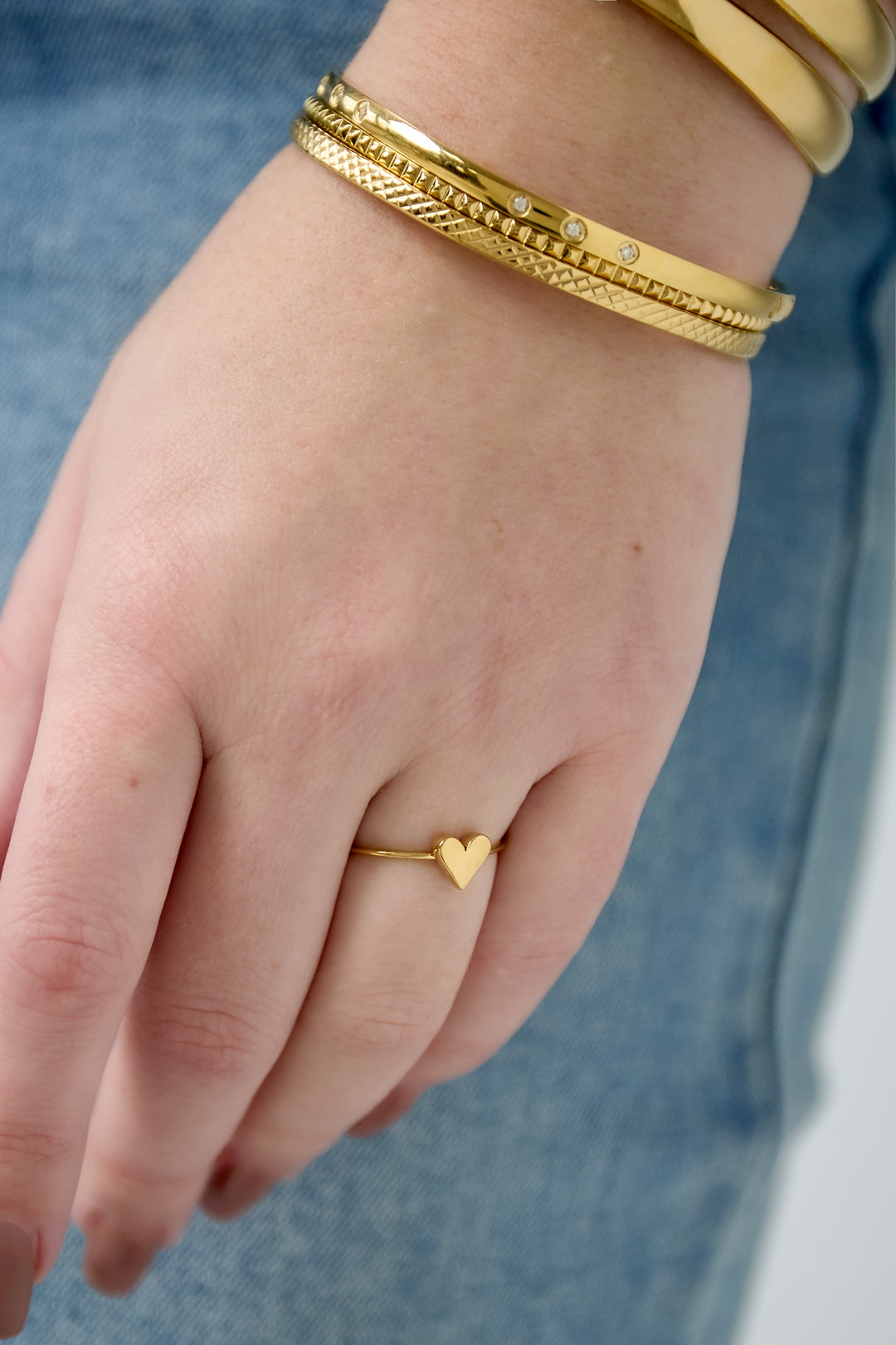 Minimalist Stainless Steel Heart Ring for Women – Gold-Colored – image 2