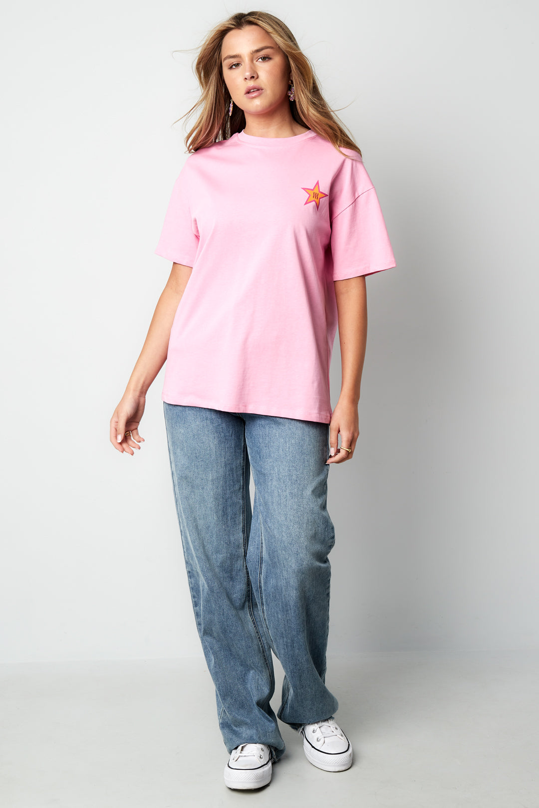 T-shirt femme avec broderie étoile – photo 4